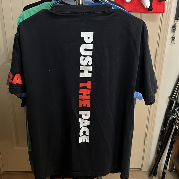 WWE The Rock Medium Shirt - Picture 7 of 7